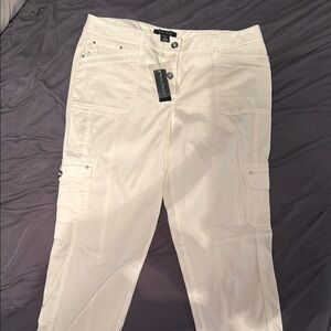 White Straight Leg Jeans with Smooth Texture